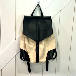 Cute Deux Lux backpack. (Cloth). Small marks on front.